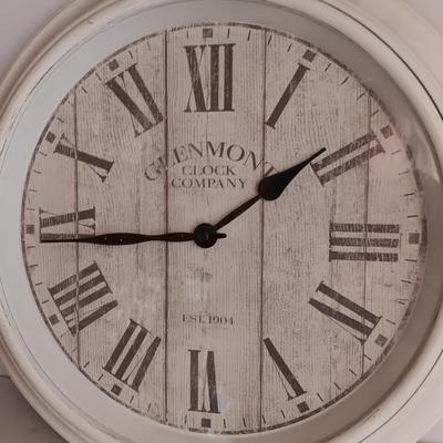 Roman numeral wall clock with toile French small case / treasure chest