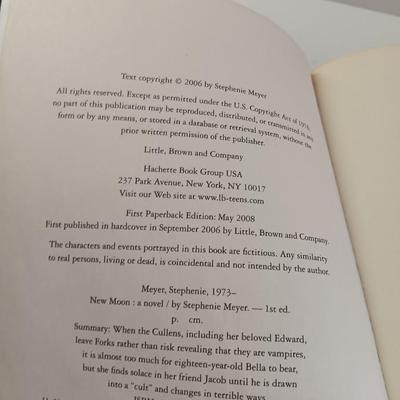 Stephenie Meyer Breaking Dawn - Eclipse - Twilight - New Moon books 4 BOOKS