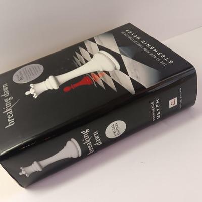 Stephenie Meyer Breaking Dawn - Eclipse - Twilight - New Moon books 4 BOOKS