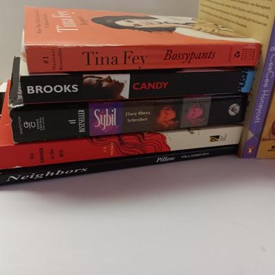 Variety of great books - Firefly lane - The help - Larger than life - Belong to me -Great stories.