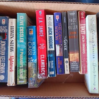 Collection of softback books - Jonathan Kellerman - Clive Cussler - Jack Higgins - and more