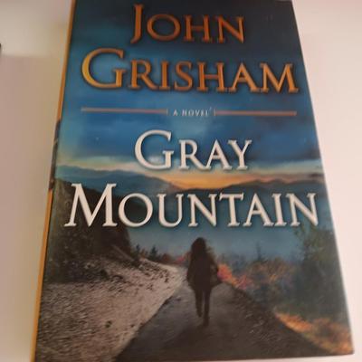 Hardback books John Grisham - Catherine Coulter - D.M. Carlson and more