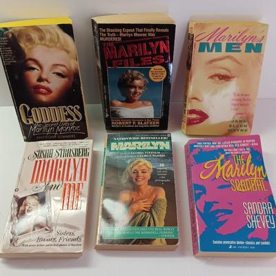 Marilyn Monroe softback books - Collectible Paperbacks