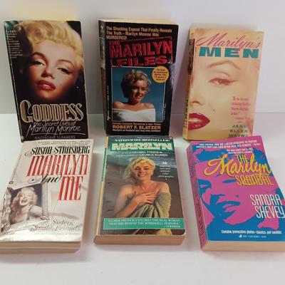 Marilyn Monroe softback books - Collectible Paperbacks