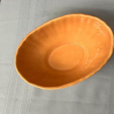 2 Vintage Haeger Pottery Ribbed Oval Bowl Planter pink & white Marked 4020 USA 7â€x 5â€