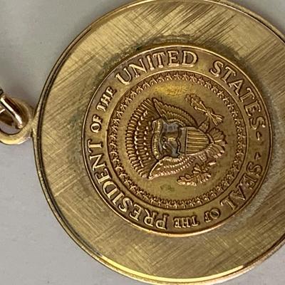 14k Gold Presidential Seal Pendant