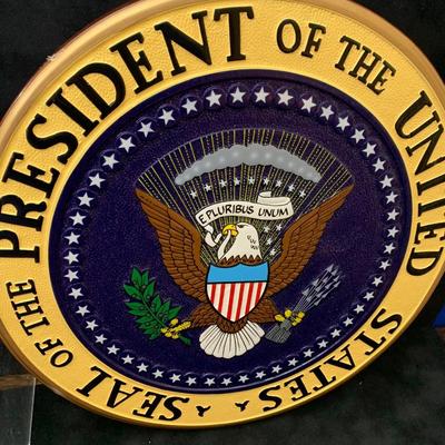14â€ Presidential Seal Wall Hanger
