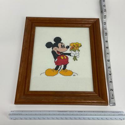 -32- CRAFT | Cross Stich Mickey Mouse Artwork