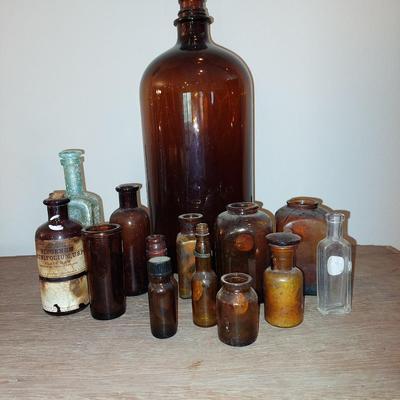 Vintage bottle lot