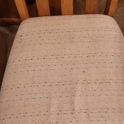 Dining Table & Chairs