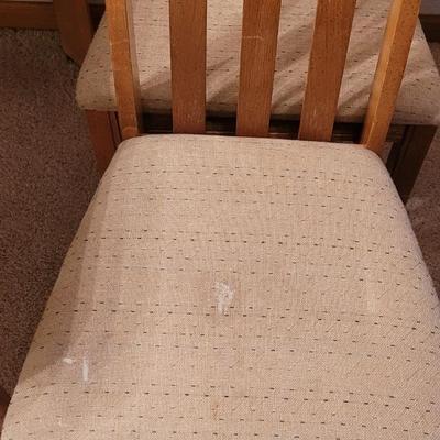 Dining Table & Chairs