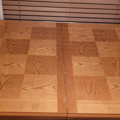 Dining Table & Chairs