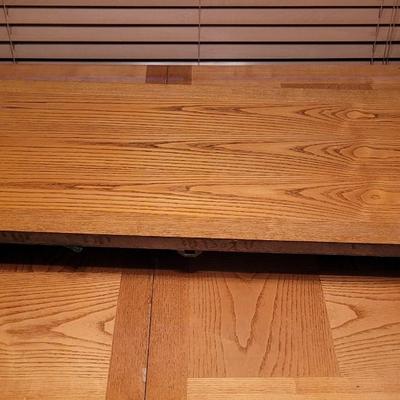 Dining Table & Chairs