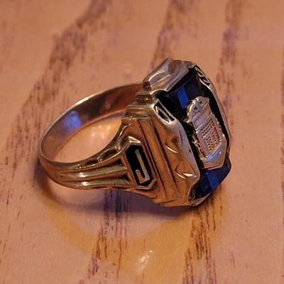 1959 High School Class Ring - 10k Gold & Sapphire