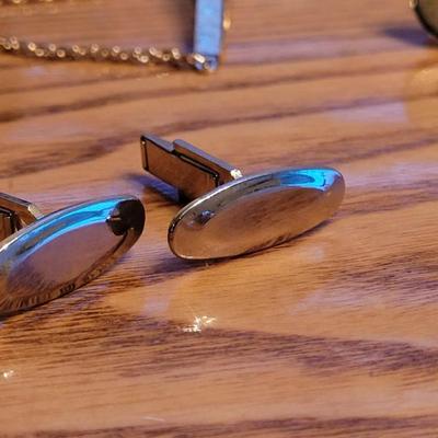 Men's Gold Tone Tie Bars, Pins, & Cuff Links