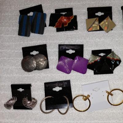 Lot 2 pierced earrings 15 sets