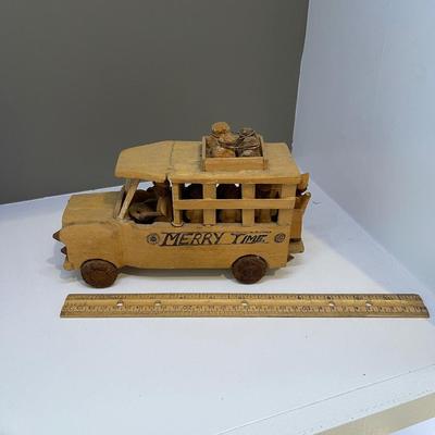 African carved schoolbus