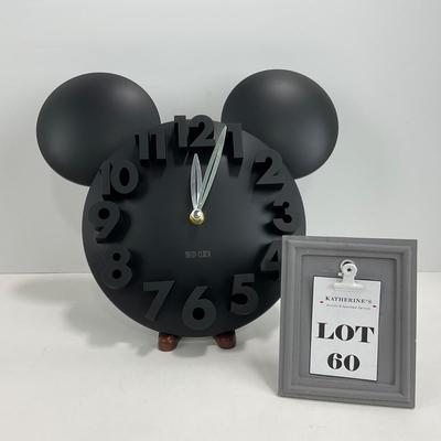-60- CLOCK | Mickey Mouse Silhouette Clock