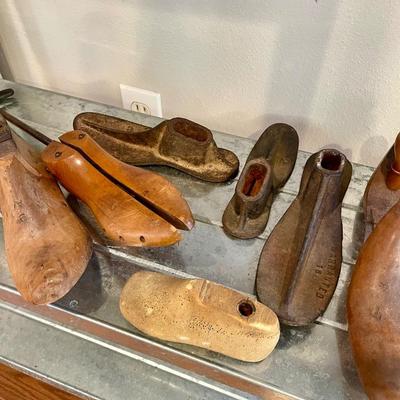 Vintage shoe form/ cobblers