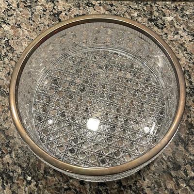Patterned crystal bowl