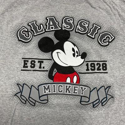 -70- COLLECTIBLE | Classic Mickey Mouse Shirt & Socks