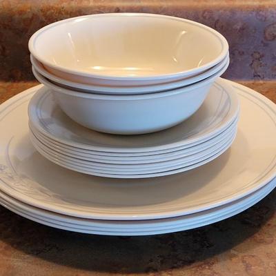 Vintage Corning Plates & Bowls