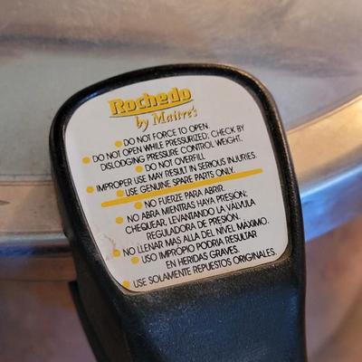 Vintage Rochedo Pressure Cooker