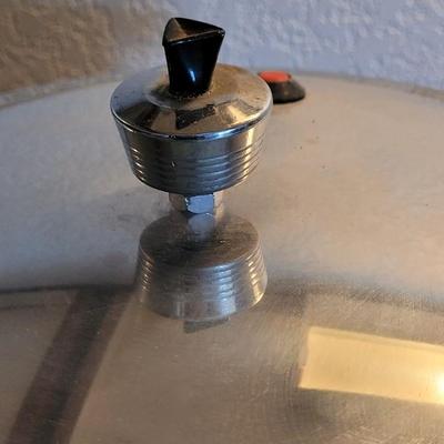 Vintage Rochedo Pressure Cooker