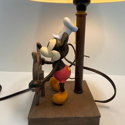 -73- COLLECTIBLE | Mickey Mouse Steam Boat Willie Lamp