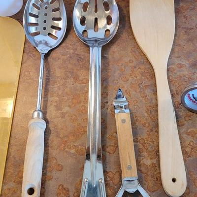 Mixed Kitchen Lot