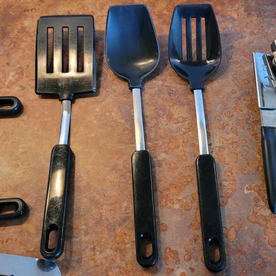Black Handle Kitchen Utensils Lot