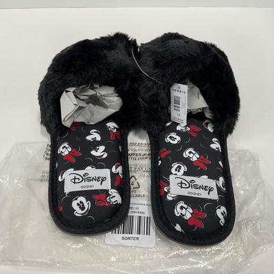 -76- COLLECTIBLE | Torrid NWT Disney Faux Fur Slipper Slides