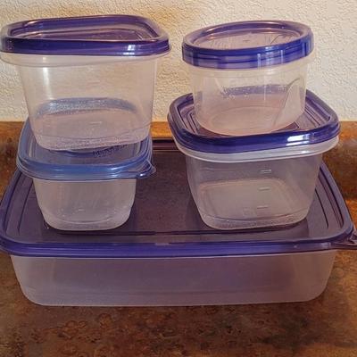 Plastic Storage Containers lot