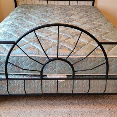 Metal Canopy Bed
