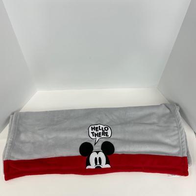-83- TOY | Mickey Mouse Childâ€™s Blanket and Mickey Mouse Puppet