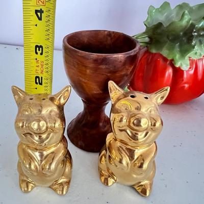 Big Mixed Vint. Lot Collectibles - Enesco, Derby China, Royal Bayreuth