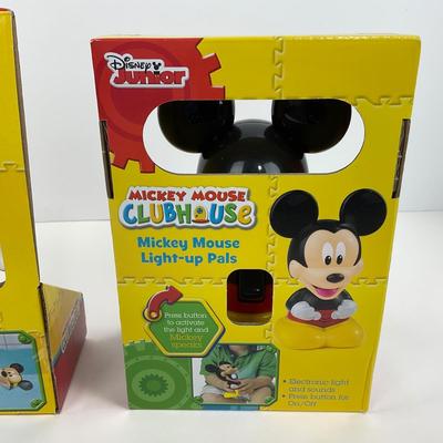-87- TOY | Mickey Mouse Clubhouse NWT Light Up Pals & Water Swimmer