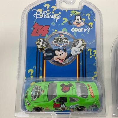 -89- TOY | Disney Mickey Mouse Towels & Toy Cars