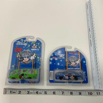 -89- TOY | Disney Mickey Mouse Towels & Toy Cars