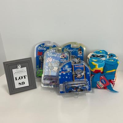 -89- TOY | Disney Mickey Mouse Towels & Toy Cars