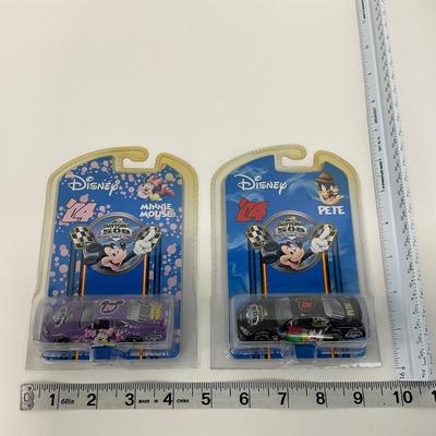 -89- TOY | Disney Mickey Mouse Towels & Toy Cars