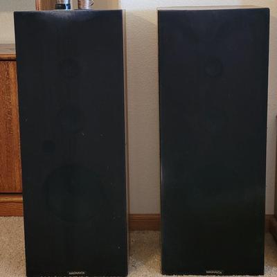 (2) Magnavox Floor Speakers