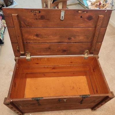 Mid Size Storage Trunk Toy Chest 32x17x19