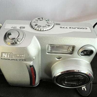 Vintage Contemporary Camera Lot