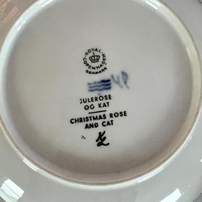 Lot 5 Vintage Copenhagen Porcelain Plates Denmark