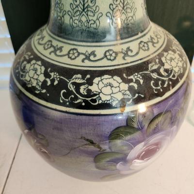 Large Floral Painted Vase Urn 18