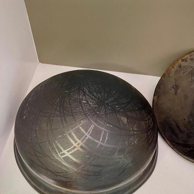 Rounded bottom pottery