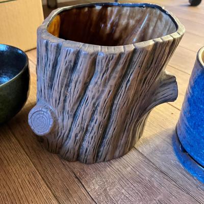 Large Lot Planters & Pottery