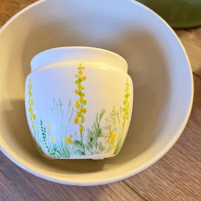 Large Lot Planters & Pottery