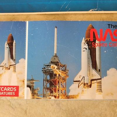 NASA Book of Postcards & Photo of Space Shuttle Challenger Mission 51-